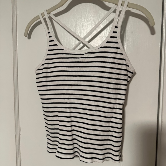 Black-and-white striped tank with spaghetti straps and built-in bra, size M - Picture 1 of 4